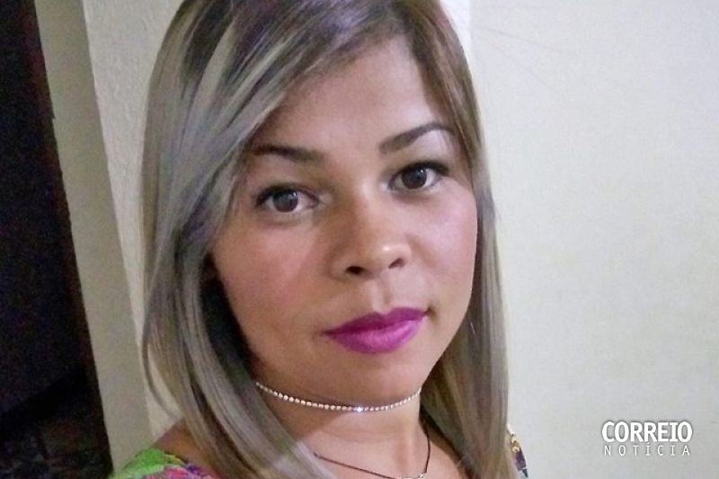 Mulher assassinada em Delmiro estaria grávida e teria sido morta na presença dos filhos