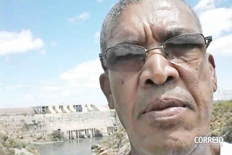 Mototaxista é encontrado morto dentro de casa após vizinhos sentirem mau cheiro em Delmiro