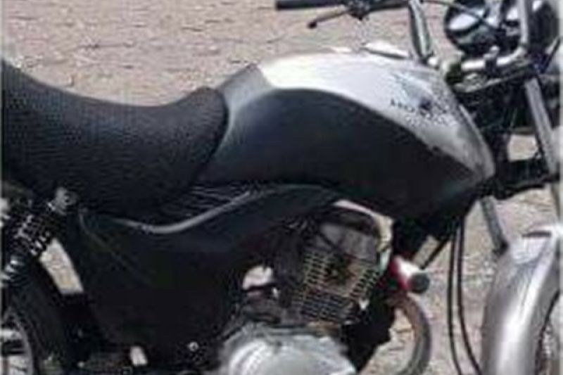 Homem tem motocicleta roubada enquanto andava por estrada vicinal em Monteirópolis