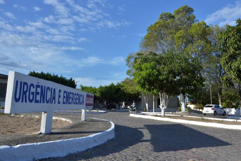 Secretário de Gestão Interna visita Hospital e Maternidade Antenor Serpa em Delmiro