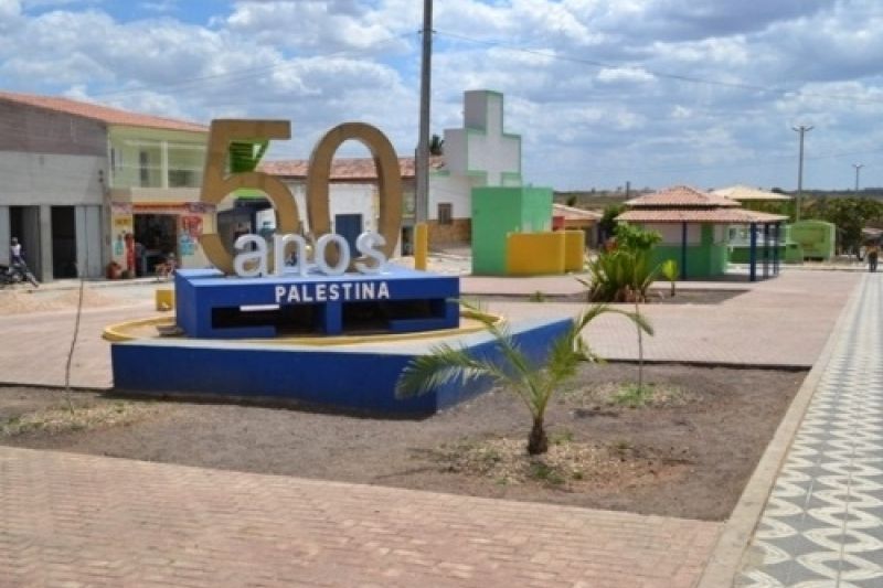 Residências de vereador e ex-prefeito de Palestina são alvos de operação policial