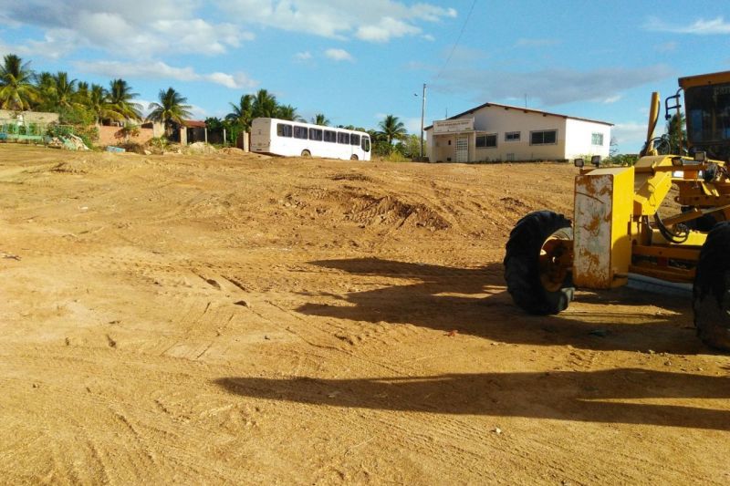 Prefeitura de Pariconha faz manutenção em áreas urbanas e rurais