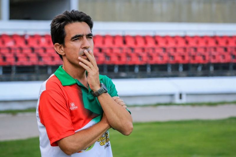 Presidente do CEO confirma saída do treinador Alyson Dantas