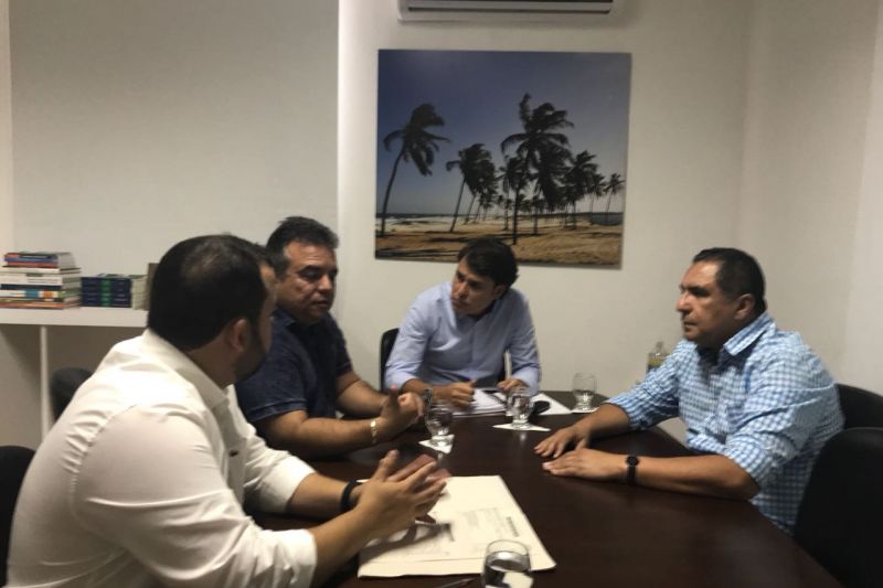 Prefeito se reúne com representantes do IMA para discutir autorizações para Pariconha