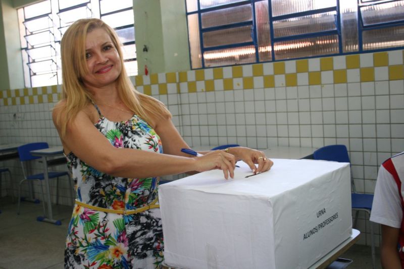 Escolas estaduais do sertão elegem diretores-gerais e adjuntos para o biênio 2018-2020