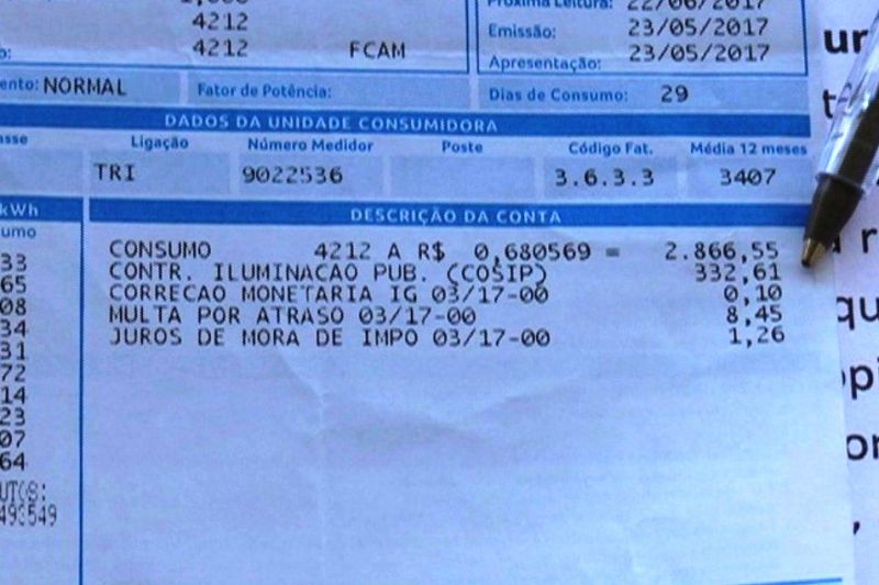 Abaixo-assinado contra taxa de iluminação pública de Delmiro Gouveia é protocolado no MPE