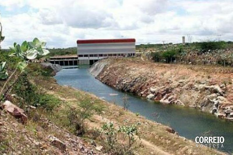 Sem receber, empresa dispensa funcionários e suspende vigilância do Canal do Sertão