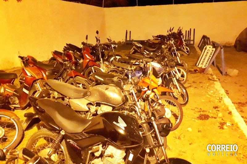 Operação resulta em mais de 100 abordagens e na apreensão de 32 motos em Delmiro Gouveia