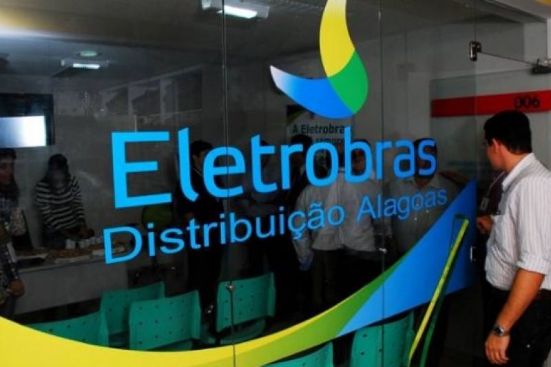 Mais de 62% dizem ser contrários à privatização da Eletrobras, revela enquete