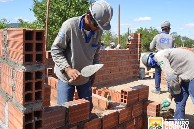 Implantação da rede de abastecimento de água potável é iniciada nas comunidades rurais