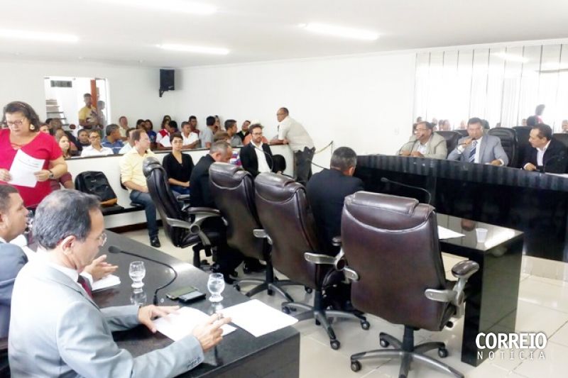 Vereadores aprovam nova tabela da taxa de iluminação pública com desconto de até 90%