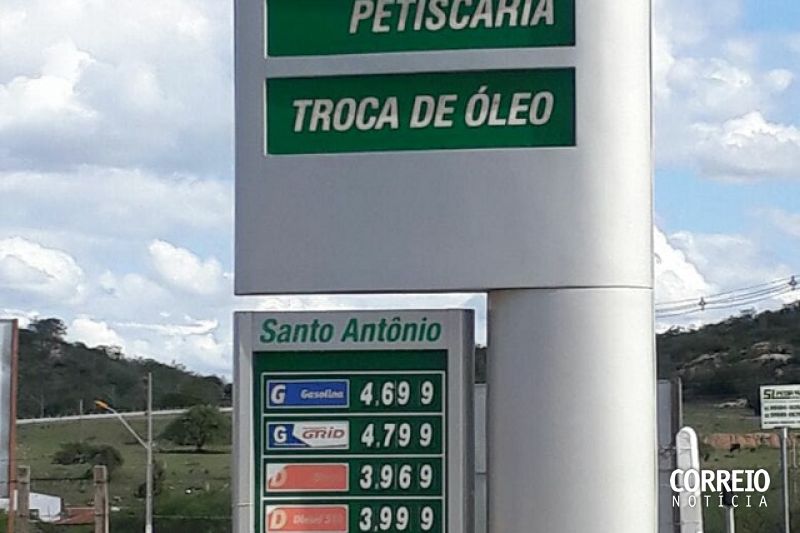 Litro da gasolina custa quase R$ 5 em Senador Rui Palmeira e moradores ficam sem opção
