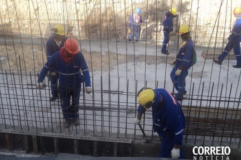 Menos de um mês depois, Odebrecht demite mais 50 trabalhadores do Canal do Sertão