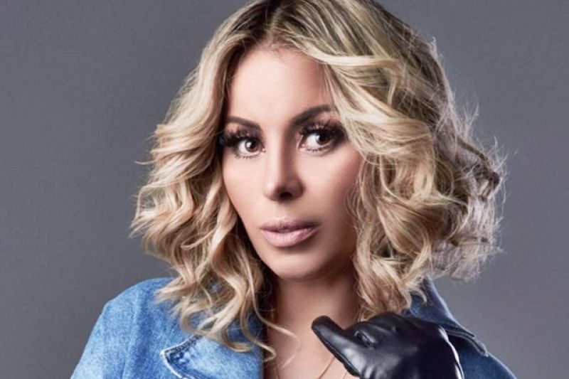 Cantora Walkyria Santos, ex-Magníficos, é uma das atrações do São Pedro de Canapi