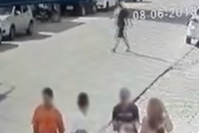 Criminoso finge ser cliente, distrai funcionária de loja e furta celulares em Delmiro