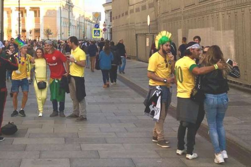 Deputada pede que russas não façam sexo com estrangeiros para evitar filhos mestiços