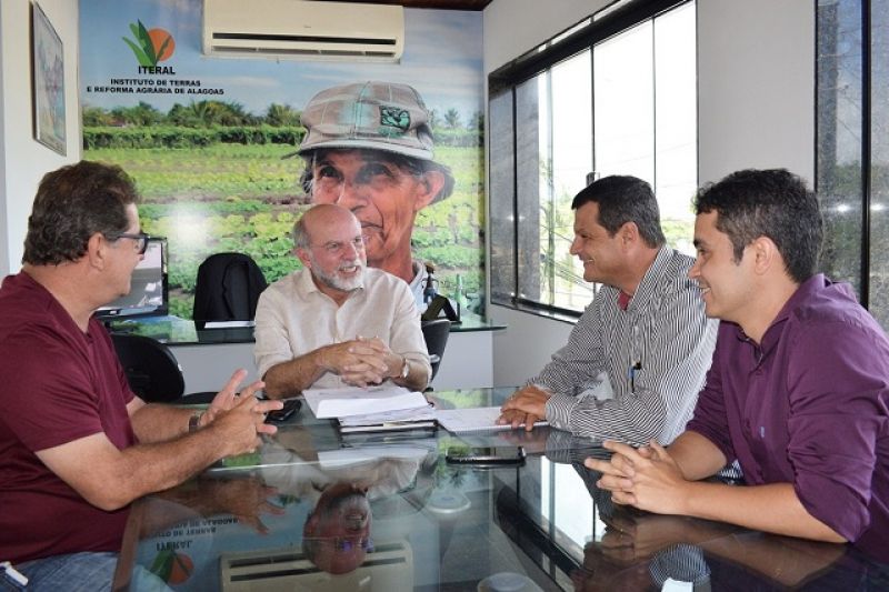 Iteral faz a revisão dos limites territoriais de Jaramataia