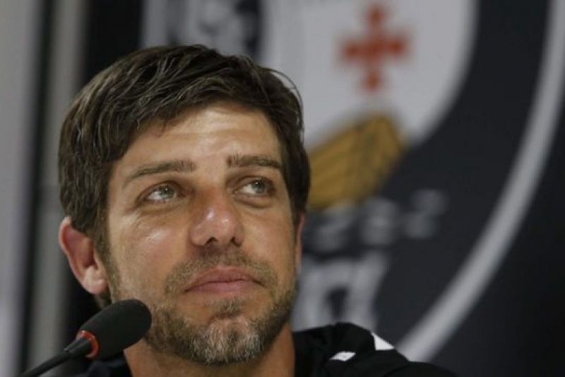 Juninho Pernambucano é a voz solitária e necessária no meio do futebol brasileiro