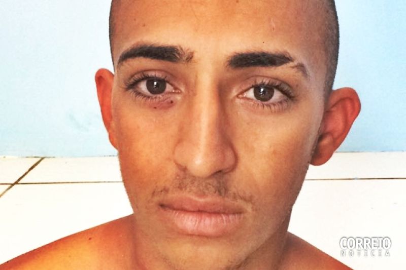 Polícia Militar prende suspeito de agressão contra avô, pai, mãe e irmãs em Piranhas