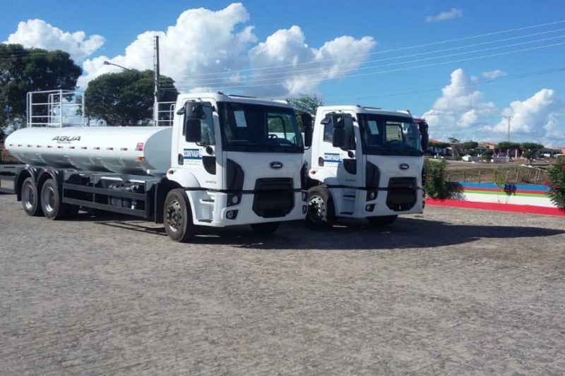 Município de Piranhas é contemplado com dois caminhões-pipa