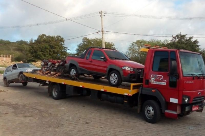 Polícia recolhe 14 veículos, 4 CNHs e emite 76 autos de infração em Santana do Ipanema