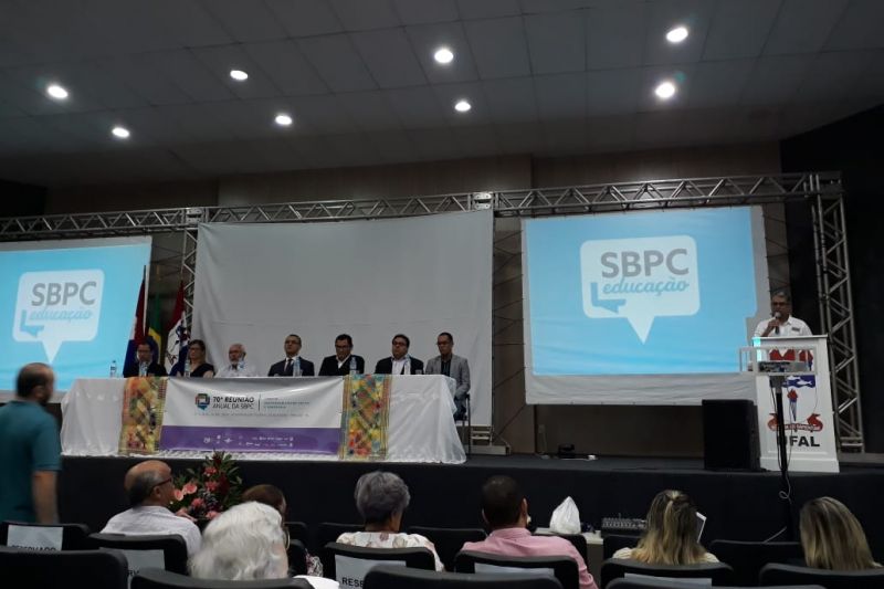 Delmiro: homenagens marcam abertura da SBPC Educação no Campus do Sertão