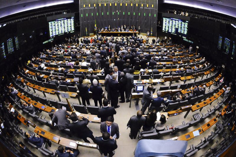 A renovação no parlamento depende da renovação dos métodos de escolha pelo eleitor