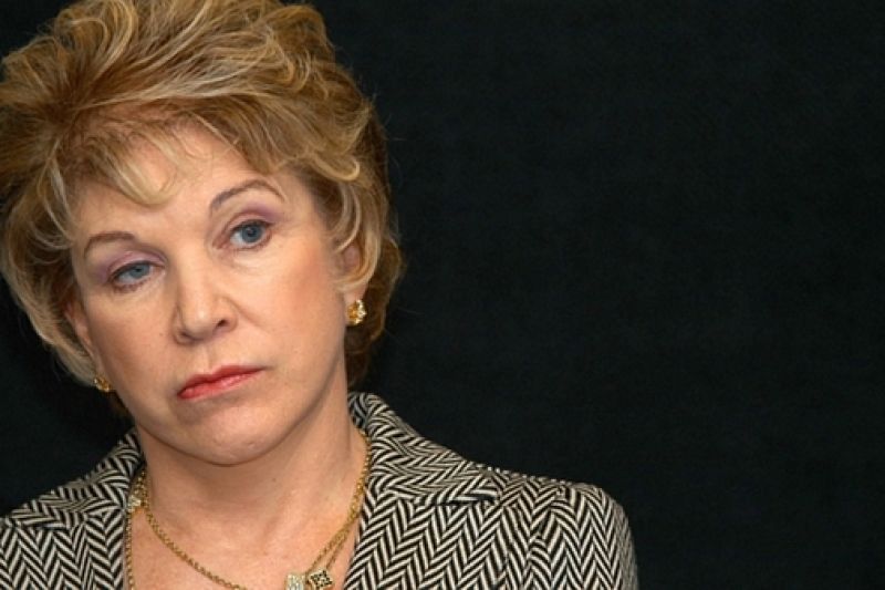 Marta não abandonou a política. Traiu os eleitores e foi abandonada