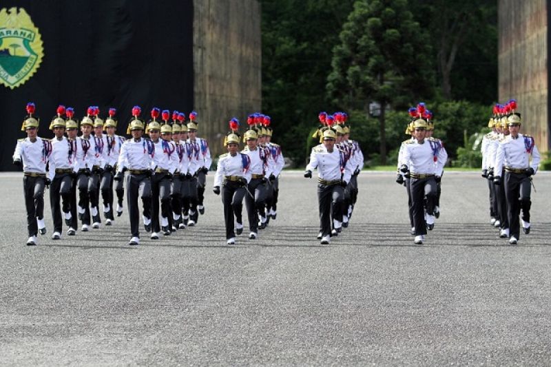 Concurso da PM do Paraná tem 'masculinidade' como critério em avaliação psicológica