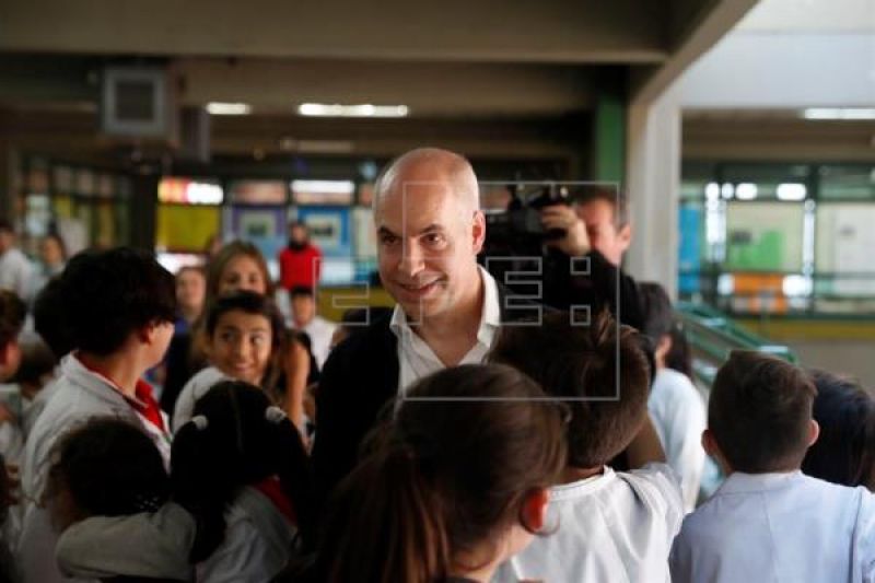 Buenos Aires anuncia redução de bullying em escolas públicas com diálogo em sala de aula