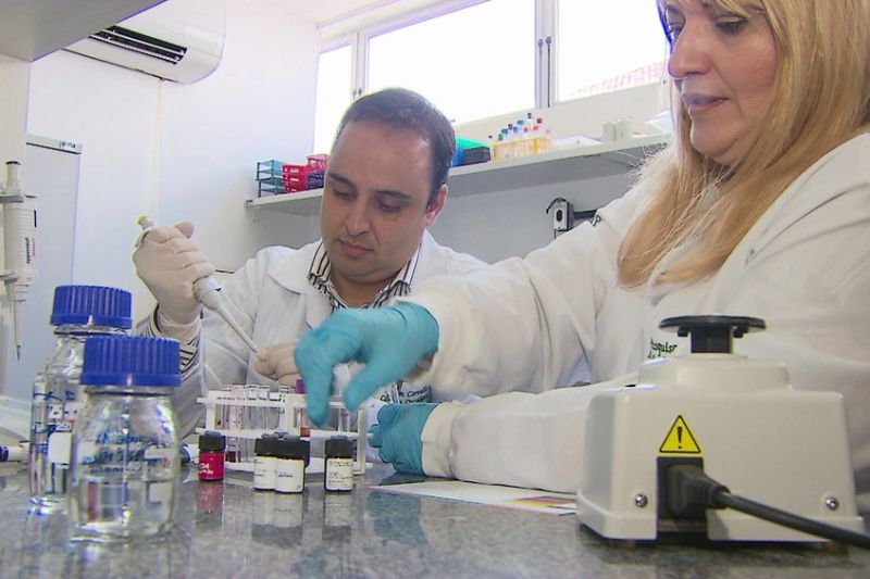 1 em 5 homens e 1 em 6 mulheres terão câncer em algum momento da vida, diz agência da OMS