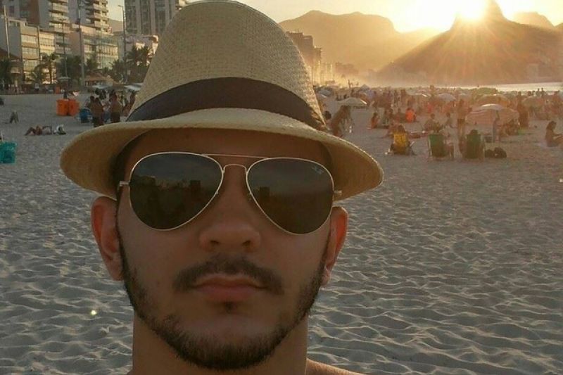 Cliente de boate esfaqueado na cabeça por cantor sertanejo está na UTI em estado grave