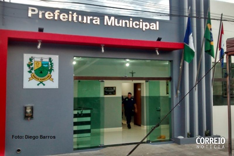 Três viúvas de ex-prefeitos e vice-prefeitos recebiam pensão em São José da Tapera
