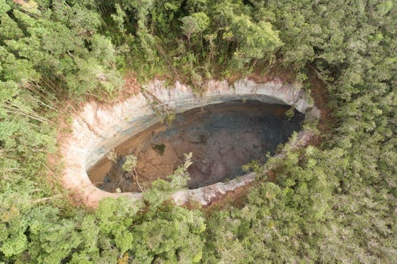 Cratera gigante de Vera Cruz aumenta e chega a quase 84 metros de comprimento