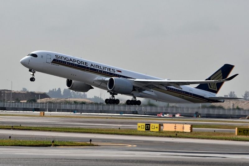 Passageiros se preparam para o voo comercial direto mais longo do mundo: 19 horas