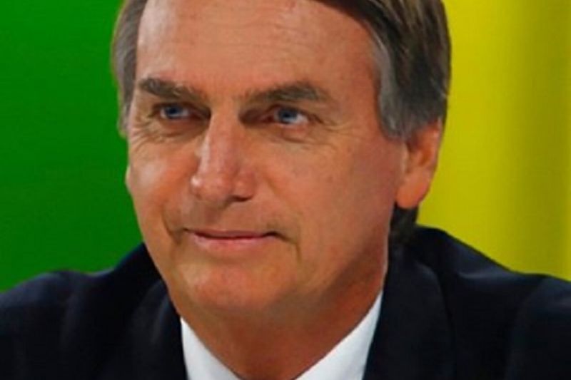 Bolsonaro diz ter 'independência' para atender à população e não a líderes de partidos