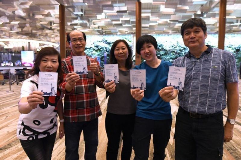 Voo comercial mais longo do mundo aterrissa em Nova York, após 18 horas no ar