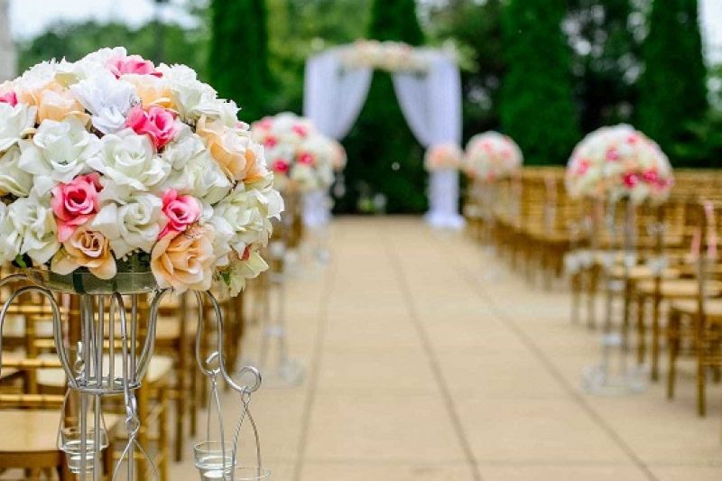 Mulher morre queimada após explosão em festa de casamento e outras 7 pessoas ficam feridas