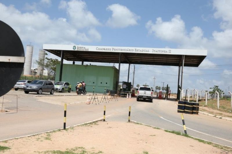 Menina de 11 anos vai visitar irmão preso e é estuprada na cadeia por outro detento