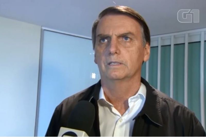 Jair Bolsonaro afirma que não vai a debates no segundo turno