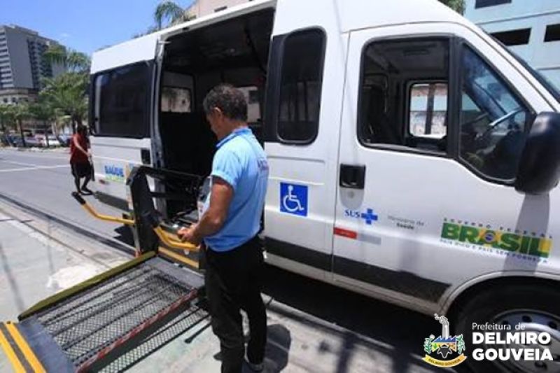 Saúde de Delmiro Gouveia é contemplada com veículo adaptado para transporte de pacientes