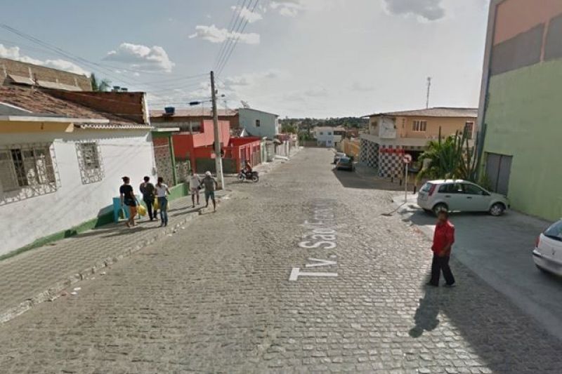 Vendedores têm mercadorias furtadas enquanto atendiam clientes em Delmiro Gouveia