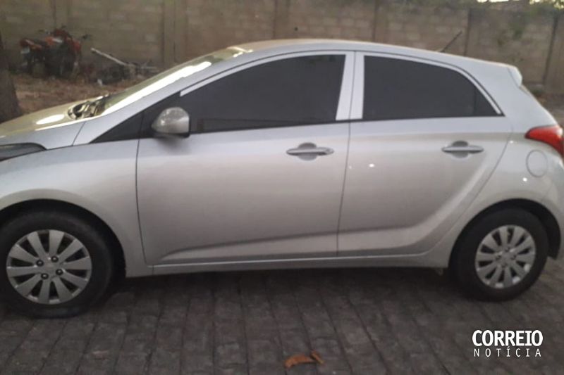 Policiais frustram assalto a estabelecimento em Piranhas e recuperam carro roubado em SE