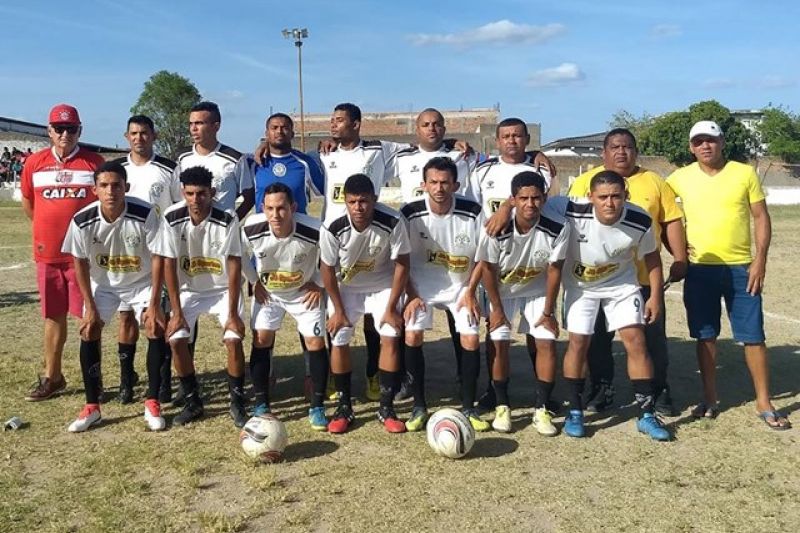 Dom Pedro devolve placar, vence a Cruz nos pênaltis e se classifica à final do Delmirense