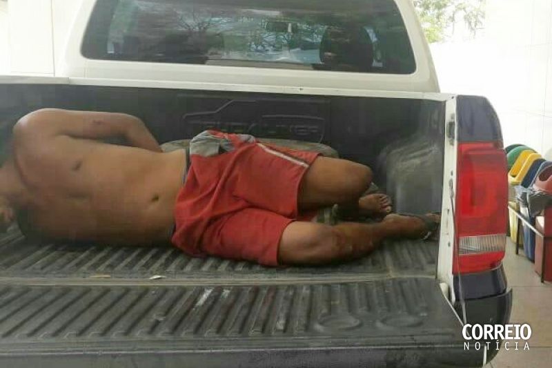 Sob efeito de drogas, homem faz ameaça, tenta praticar vandalismo e é detido em Delmiro