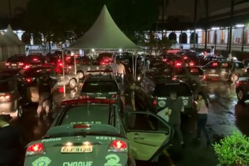 Operação prende mais de 50 PMs suspeitos de receber propina para não prender criminosos