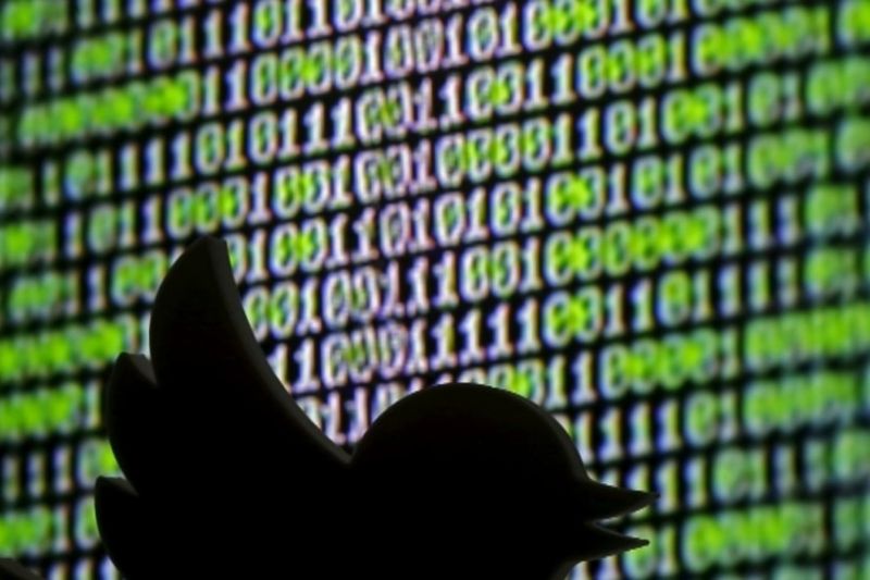 Twitter alerta usuários sobre vazamento de dados após 'atividade anormal'