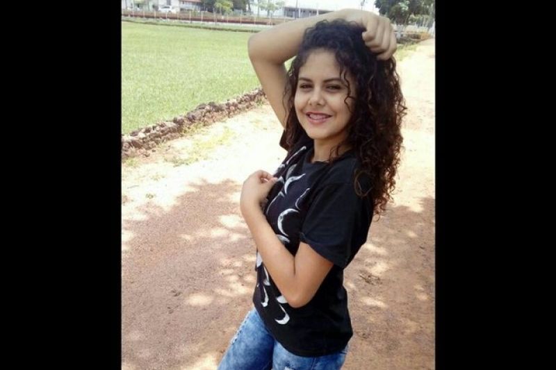 Adolescente de 17 anos é morta a tiros em suíte de motel