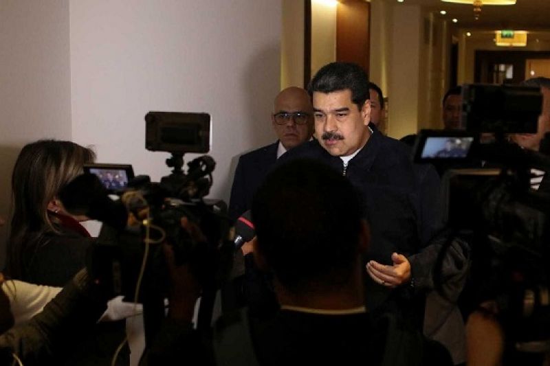 Parlamento da Venezuela declara mandato de Maduro ilegítimo