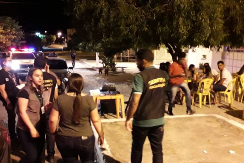 Órgãos de segurança visitam bares e restaurantes de Delmiro para combater poluição sonora